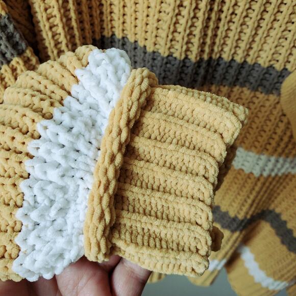 Pol Women Chunky Cozy Yellow Stripe Knit Sweater M Oversize Boxy Cabincore Fall - Picture 3 of 7